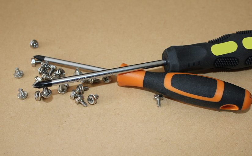 Usterka w domu – lodówka nie działa, pralka przecieka. Zobacz, co zrobić